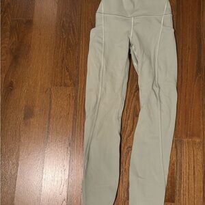 lululemon athletica Seafoam Leggings -smoke and pet free home